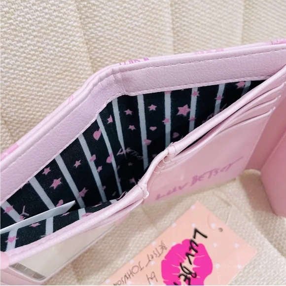 NEW Luv Betsey by Betsey Johnson LBCASH‎ Pink Purple Butterfly Wallet - Picture 5 of 5